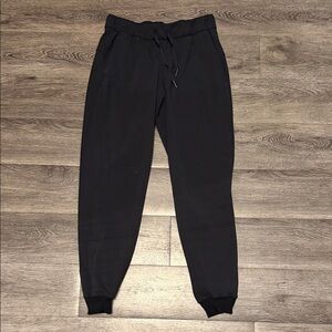 Lululemon On the fly Black comfy Pants